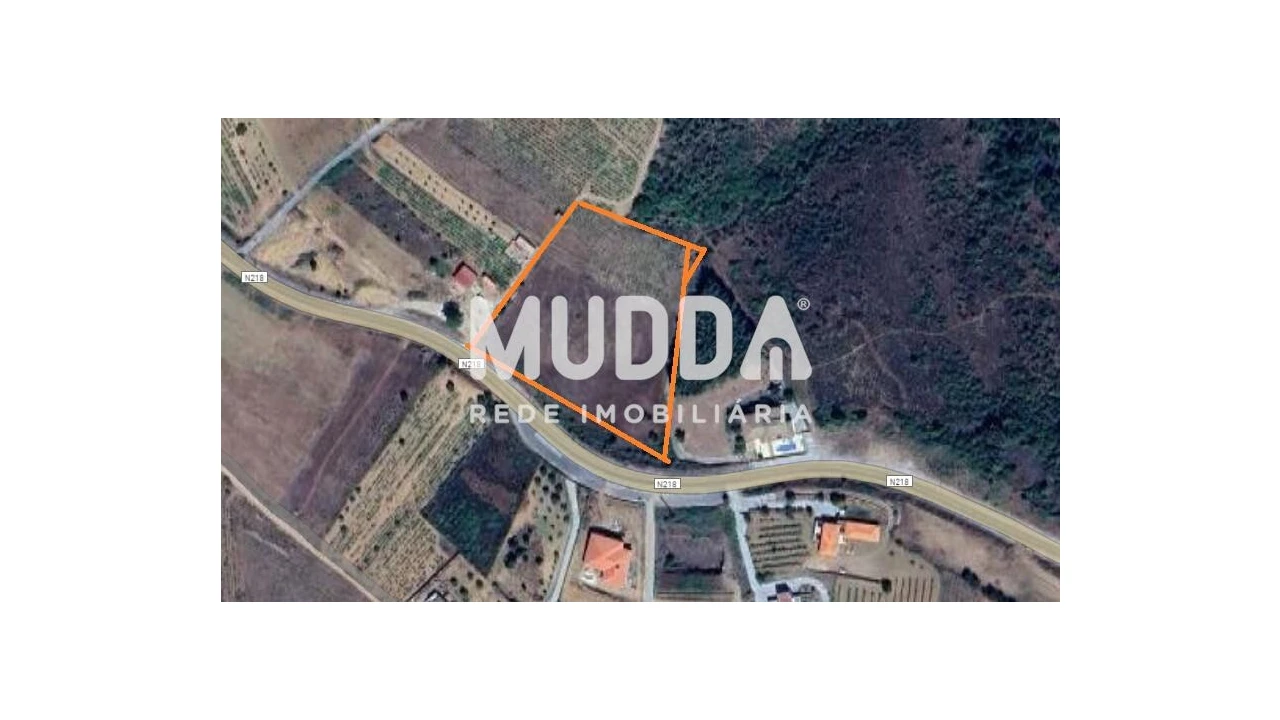 Terreno para Venda em Gimonde Foto 1