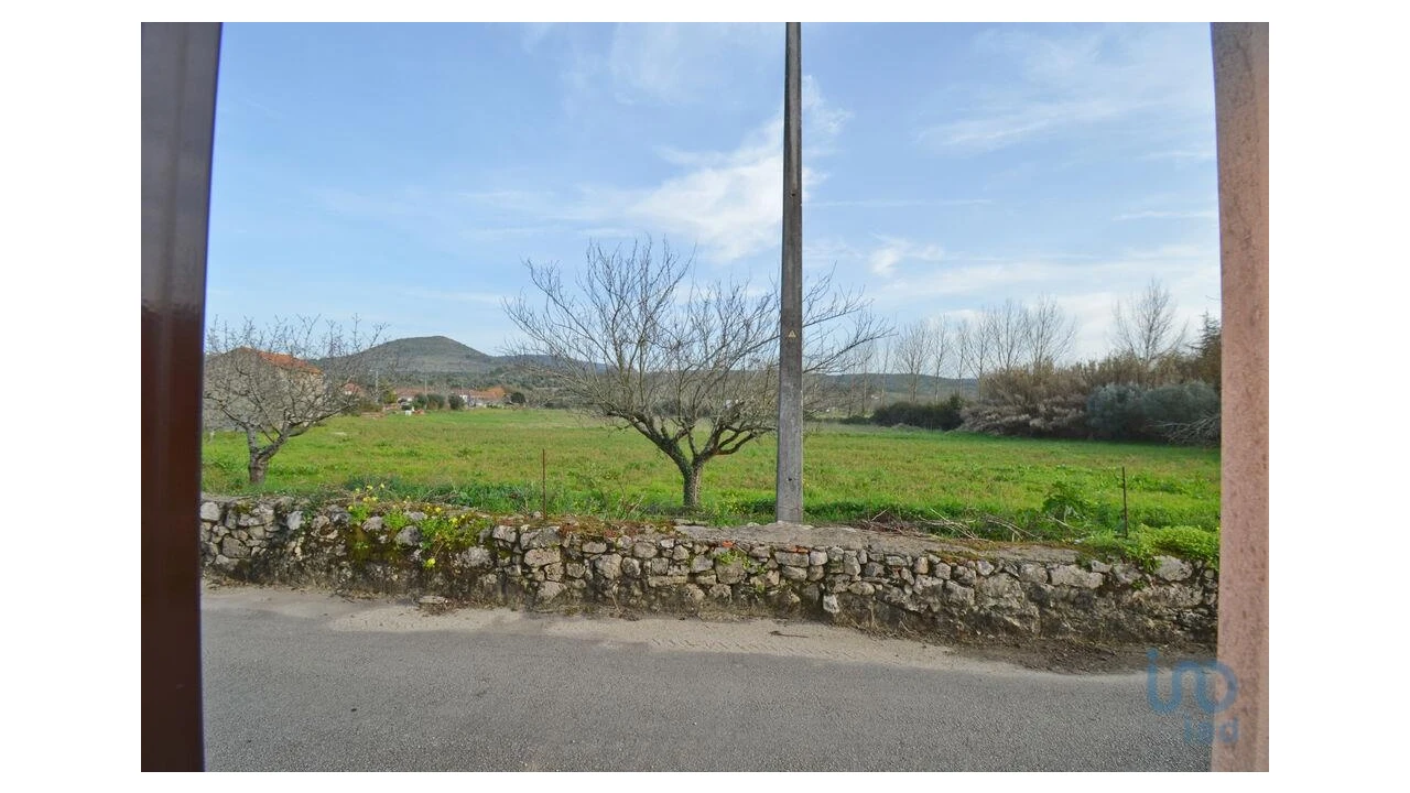 Moradia T3 para Venda em Alvorge Foto 9