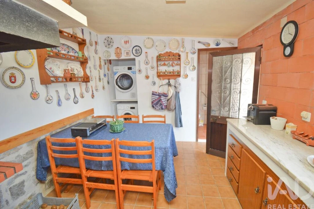 Moradia T3 para Venda em Alvorge Foto 28