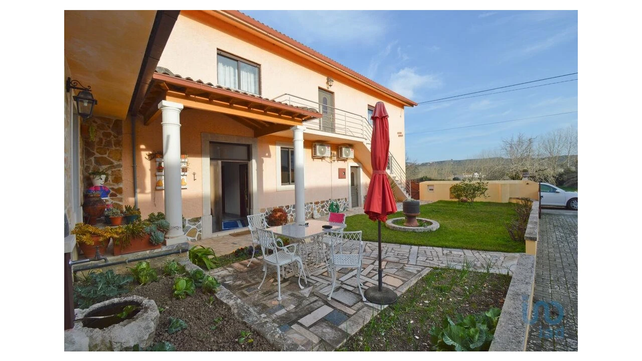 Moradia T3 para Venda em Alvorge Foto 5