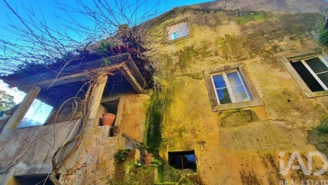 Moradia T4 para Venda em São João das Lampas e Terrugem