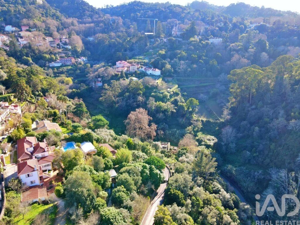 Moradia T4 para Venda em São João das Lampas e Terrugem Foto 3