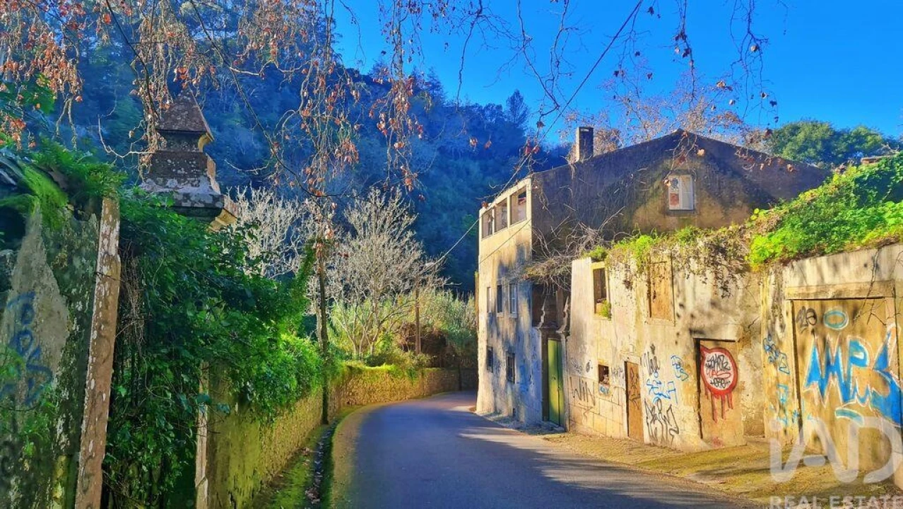 Moradia T4 para Venda em São João das Lampas e Terrugem Foto 20