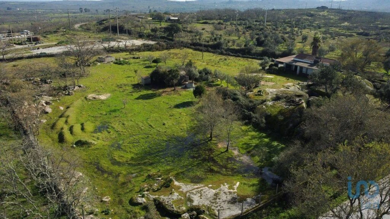 Moradia para Venda em Santiago Maior Foto 11
