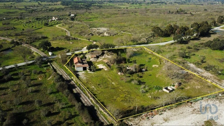 Moradia para Venda em Santiago Maior Foto 2