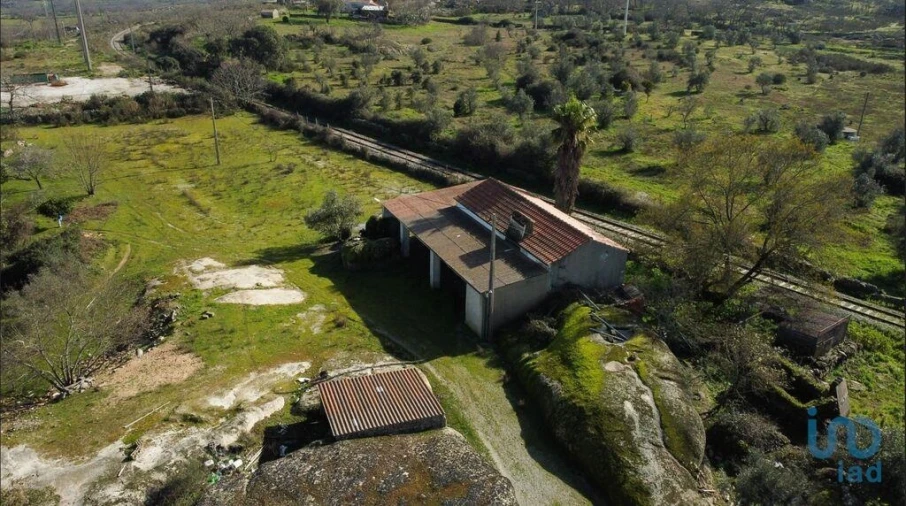 Moradia para Venda em Santiago Maior Foto 9