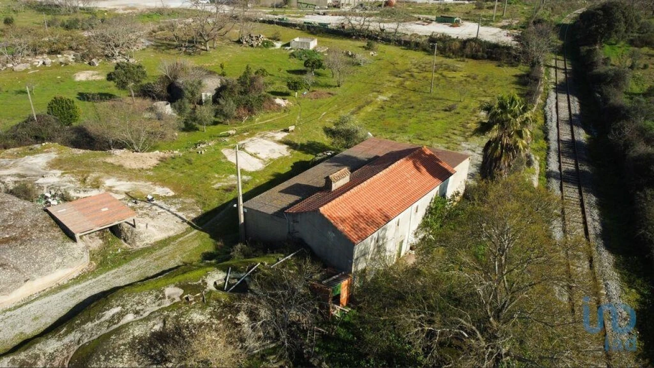 Moradia para Venda em Santiago Maior Foto 1