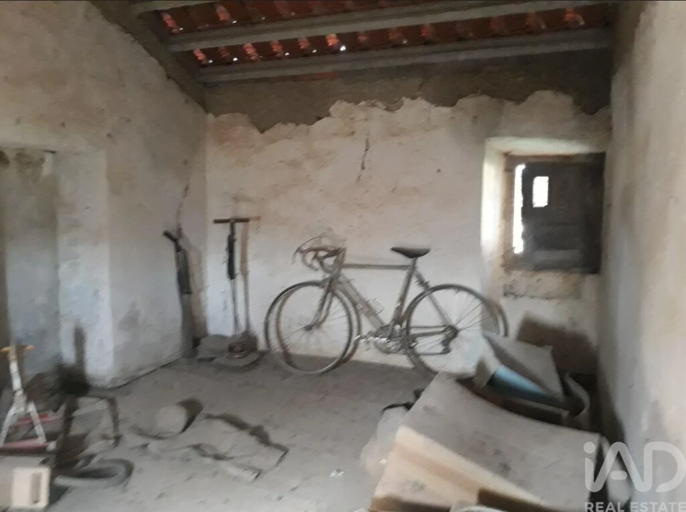 Moradia para Venda em Santiago Maior Foto 18