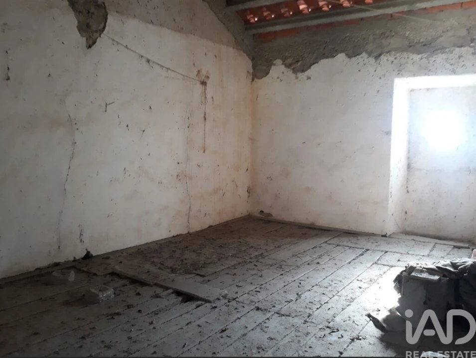 Moradia para Venda em Santiago Maior Foto 16