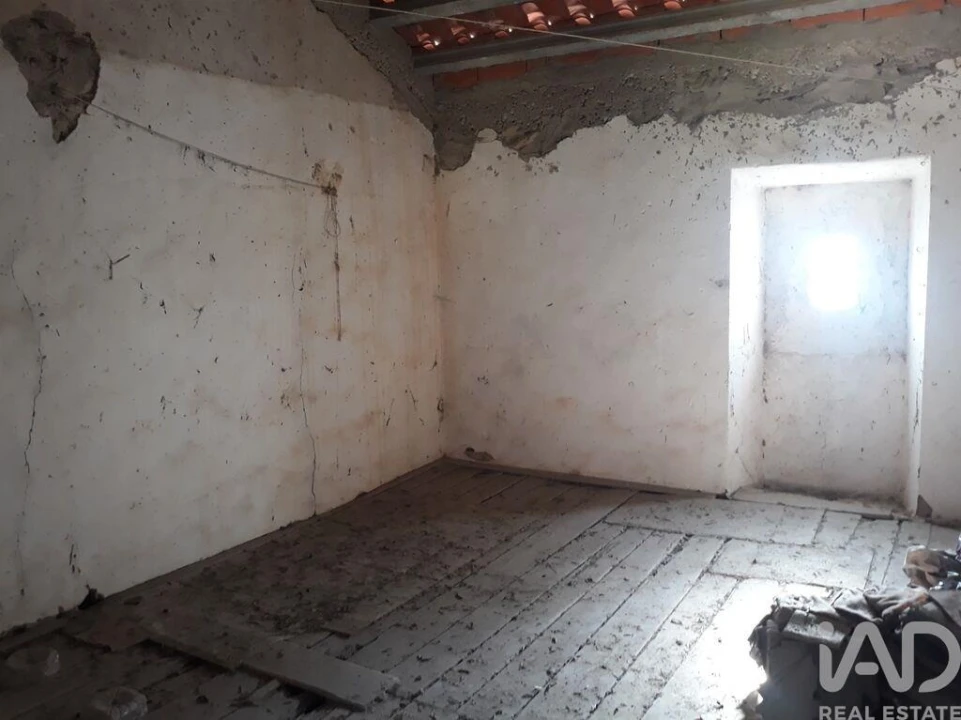 Moradia para Venda em Santiago Maior Foto 17