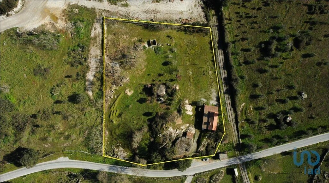 Moradia para Venda em Santiago Maior Foto 4