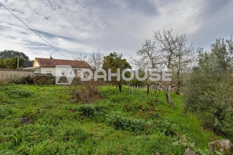 Moradia T2 para Venda em Cornes Foto 27