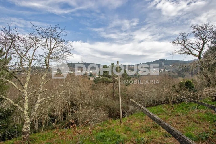 Moradia T2 para Venda em Cornes Foto 21