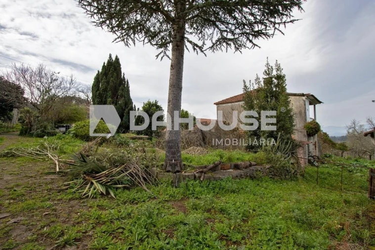 Moradia T2 para Venda em Cornes Foto 14