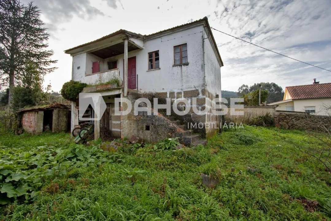 Moradia T2 para Venda em Cornes Foto 28