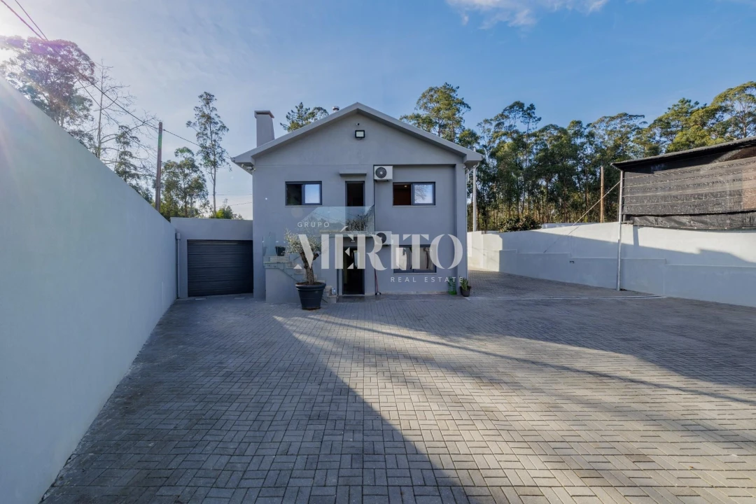 Moradia T4 para Venda em Vilar de Andorinho Foto 42