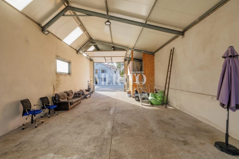 Moradia T4 para Venda em Vilar de Andorinho Foto 46