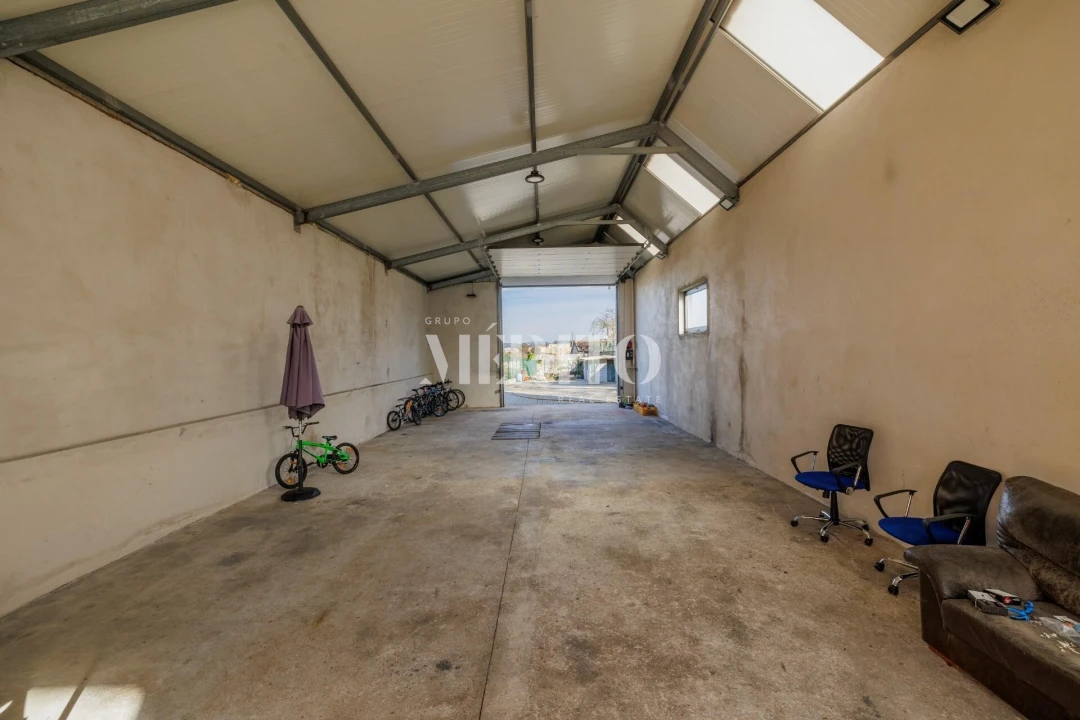 Moradia T4 para Venda em Vilar de Andorinho Foto 45