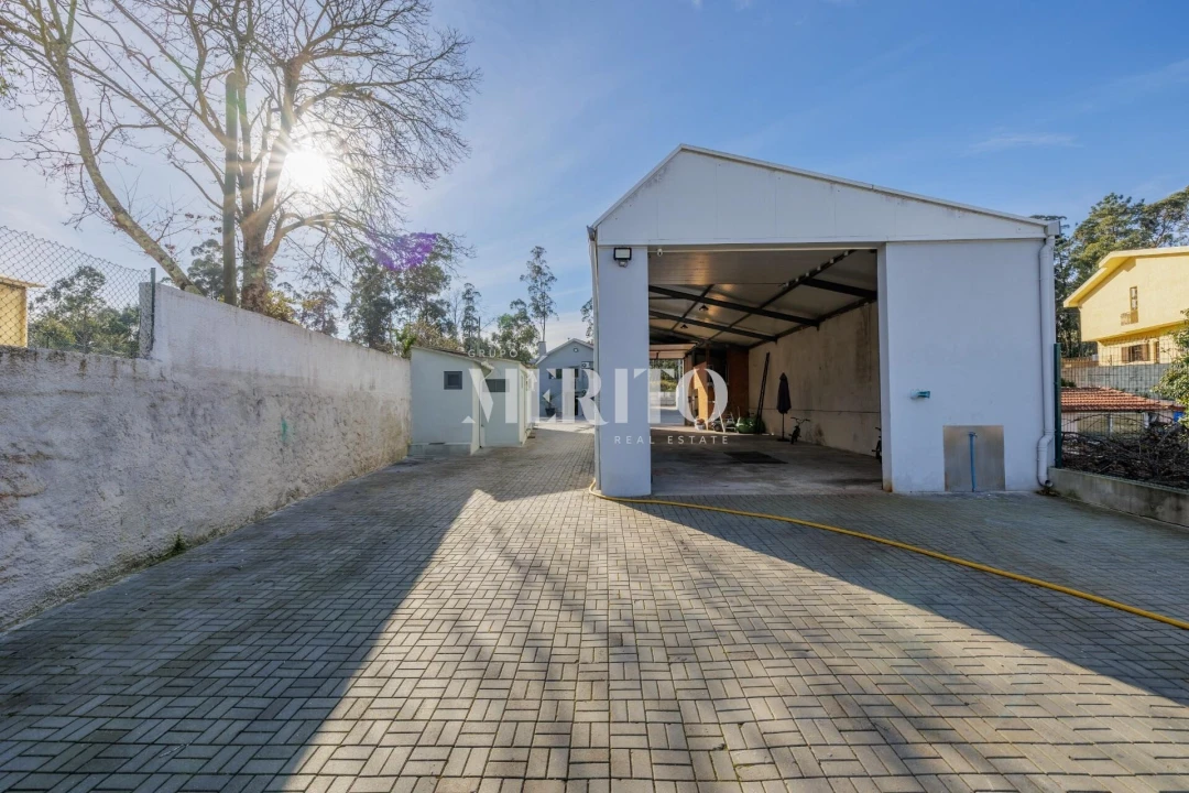 Moradia T4 para Venda em Vilar de Andorinho Foto 52