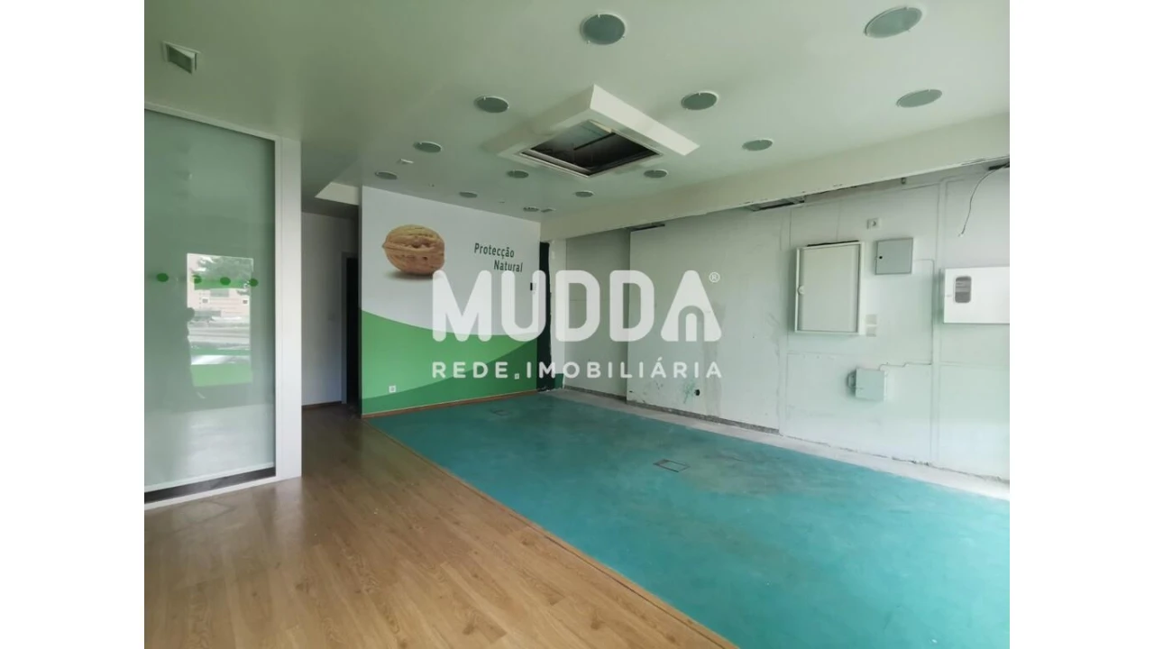 Loja para Venda em Macedo de Cavaleiros Foto 3