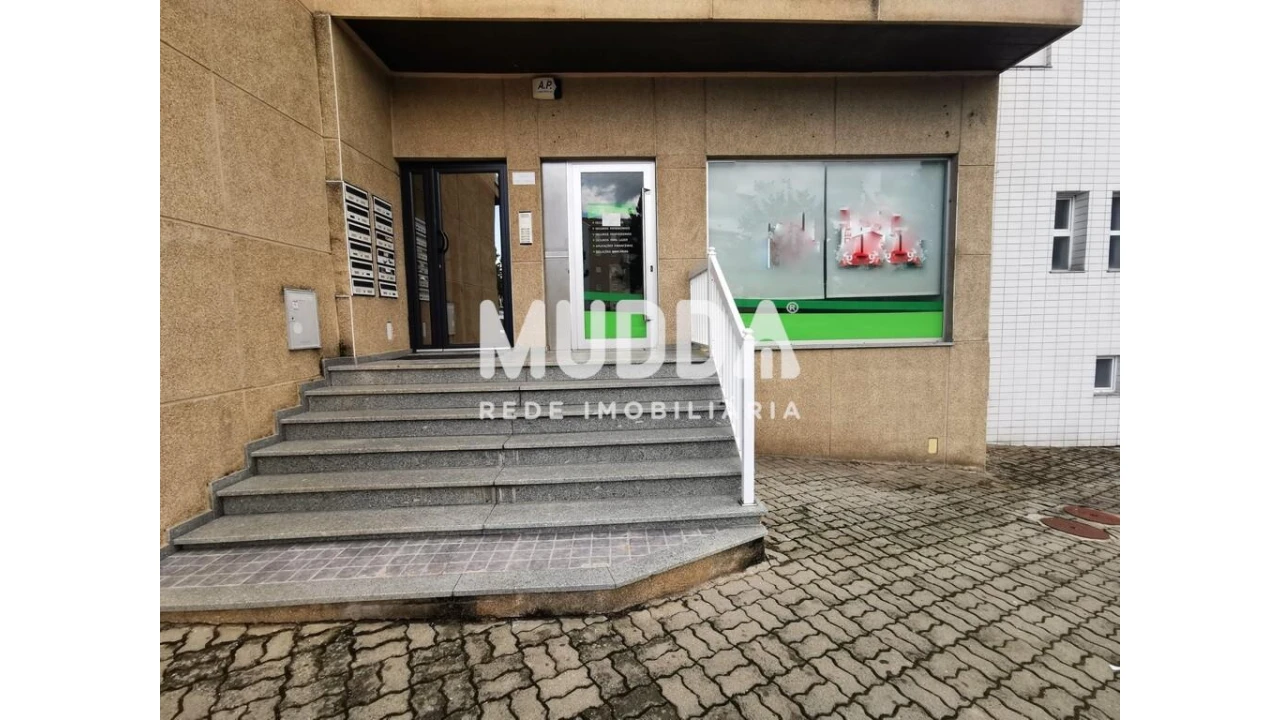 Loja para Venda em Macedo de Cavaleiros Foto 1