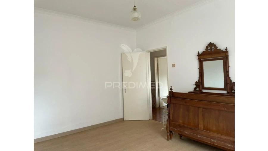 Moradia T3 para Venda em Azoia de Cima e Tremês Foto 1