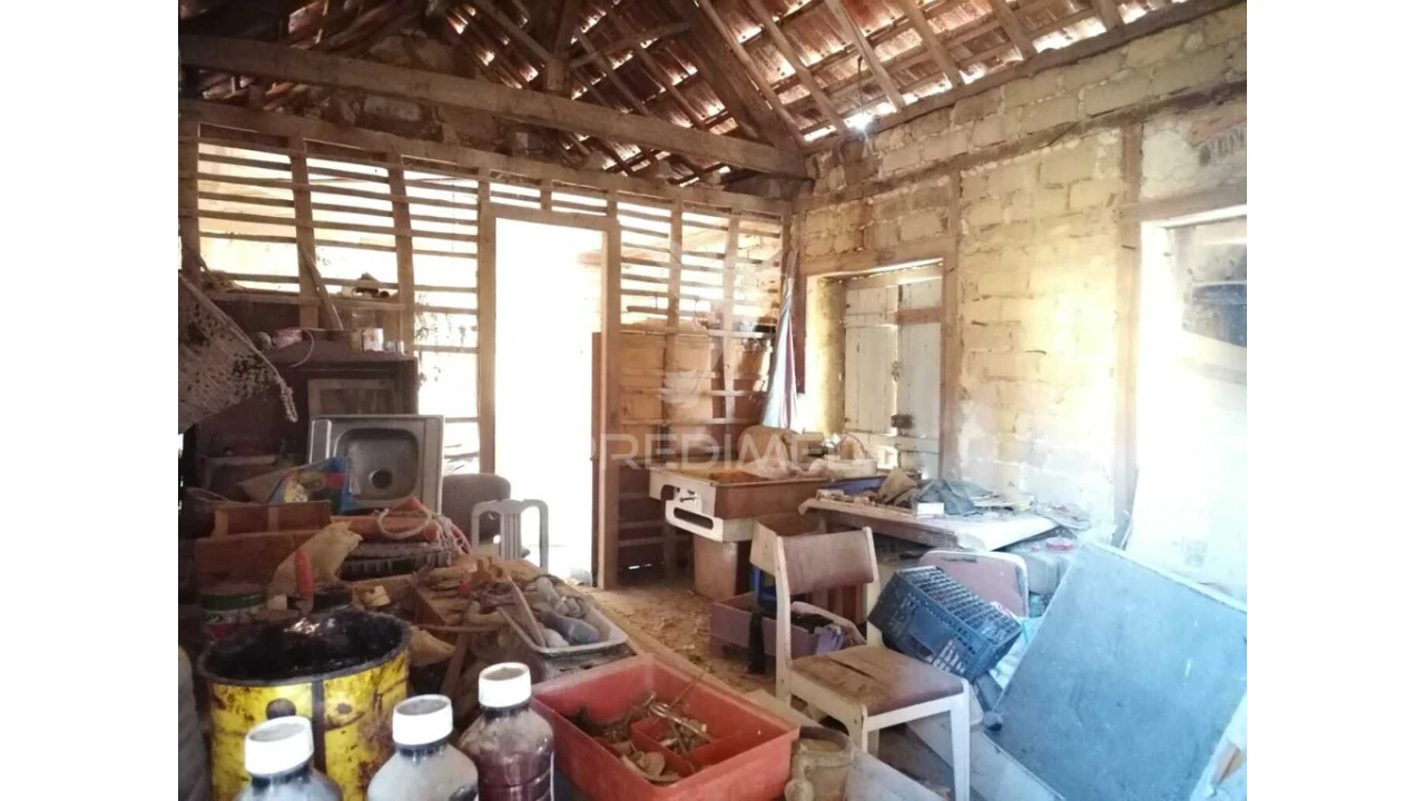 Moradia T3 para Venda em Azoia de Cima e Tremês Foto 11