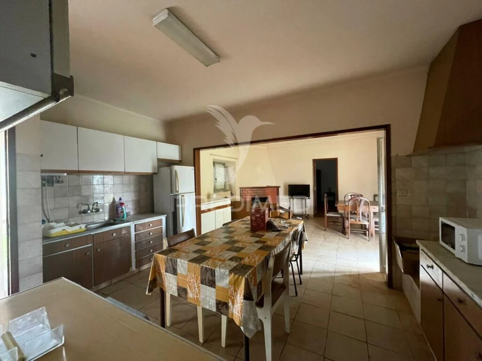 Moradia T3 para Venda em Azoia de Cima e Tremês Foto 14