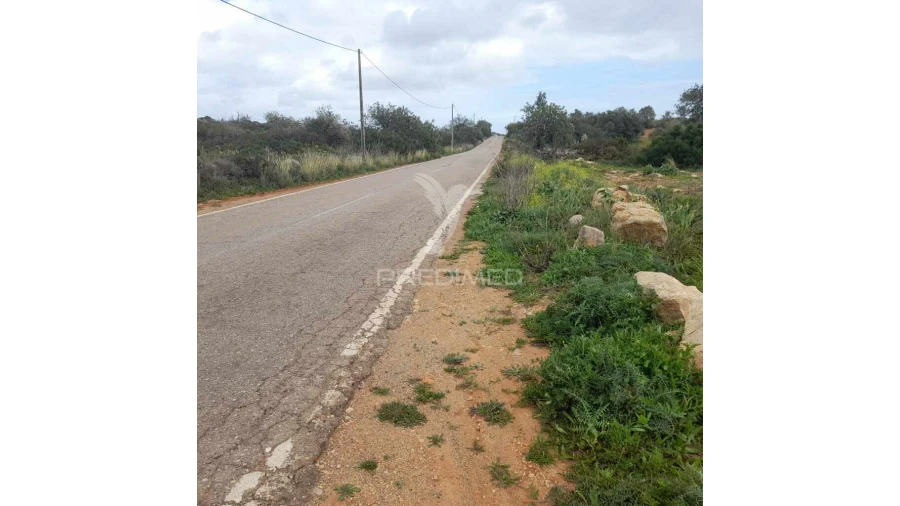 Terreno para Venda em Quelfes Foto 11