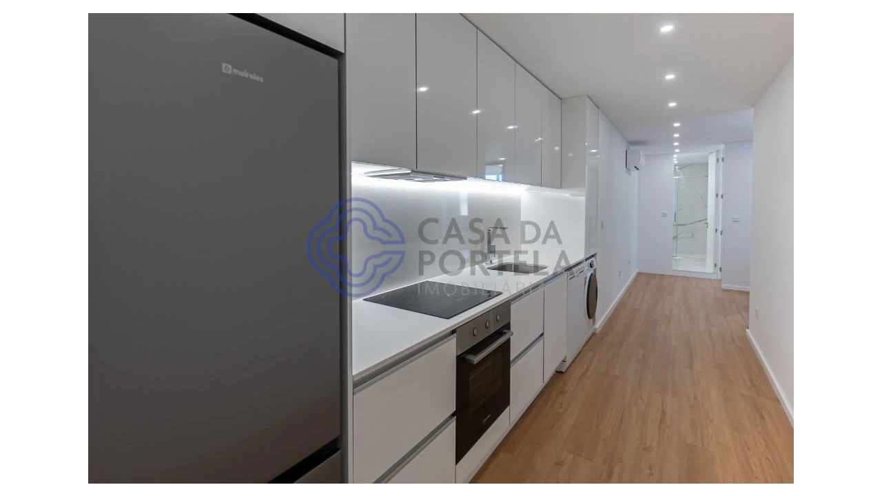 Apartamento T2 para Venda em Ramalde Foto 17