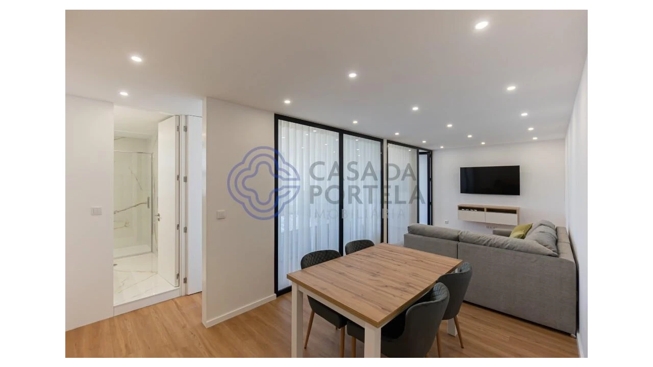 Apartamento T2 para Venda em Ramalde Foto 1