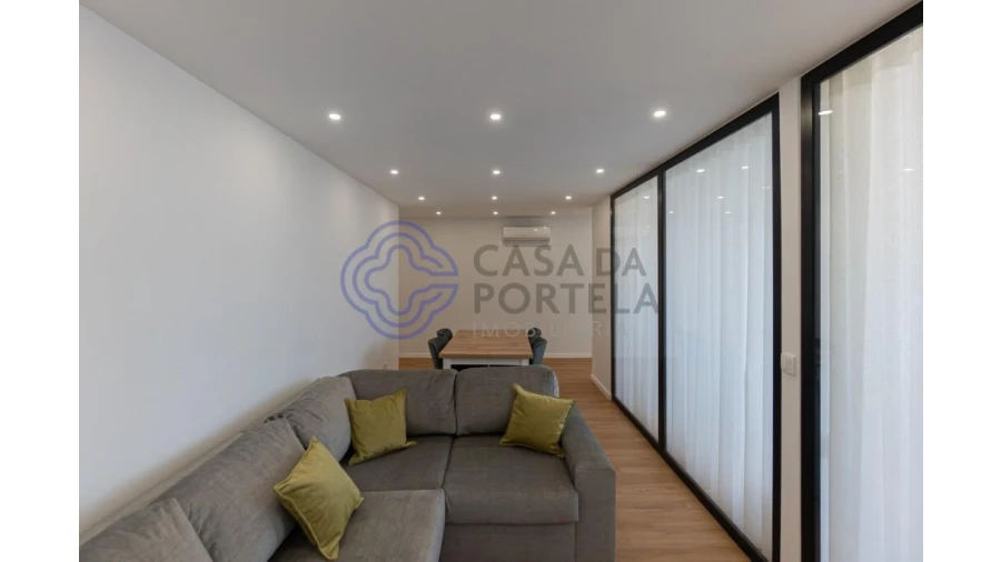 Apartamento T2 para Venda em Ramalde Foto 10