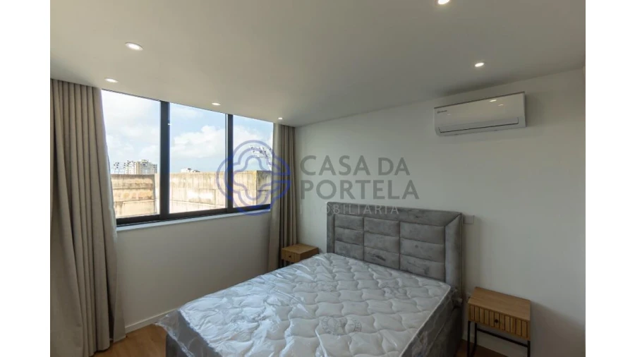 Apartamento T2 para Venda em Ramalde Foto 5