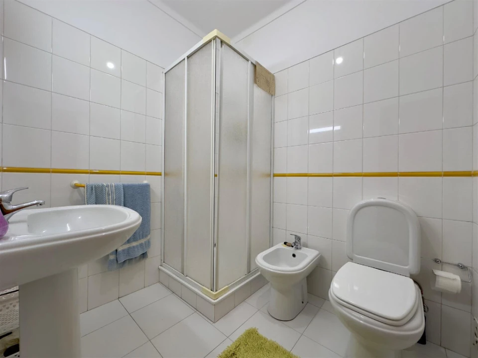 Apartamento T3 para Venda em Sé Nova, Santa Cruz, Almedina e São Bartolomeu Foto 8