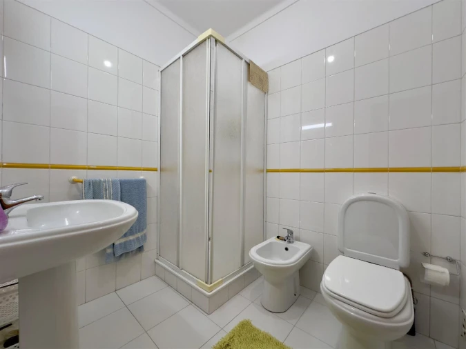 Apartamento T3 para Venda em Sé Nova, Santa Cruz, Almedina e São Bartolomeu Foto 8