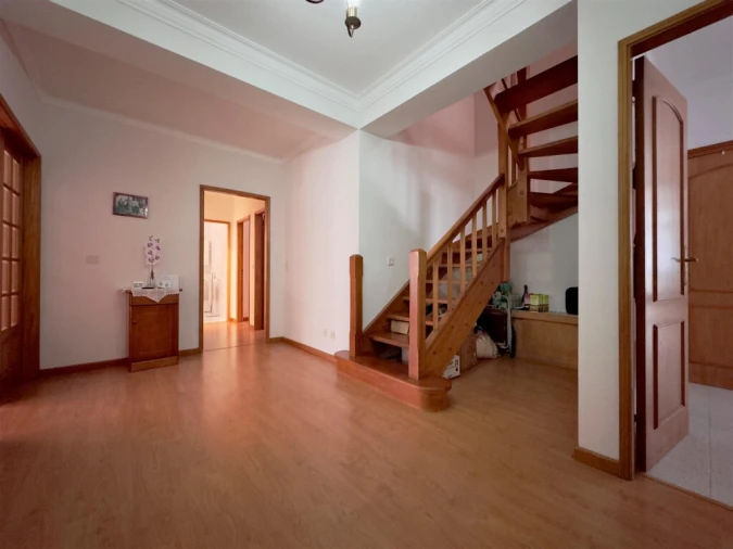 Apartamento T3 para Venda em Sé Nova, Santa Cruz, Almedina e São Bartolomeu Foto 4