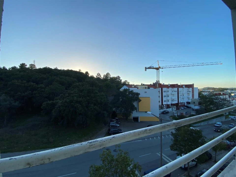 Apartamento T3 para Venda em Sé Nova, Santa Cruz, Almedina e São Bartolomeu Foto 3