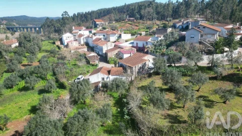 Moradia T2 para Venda em São Miguel, Santa Eufémia e Rabaçal