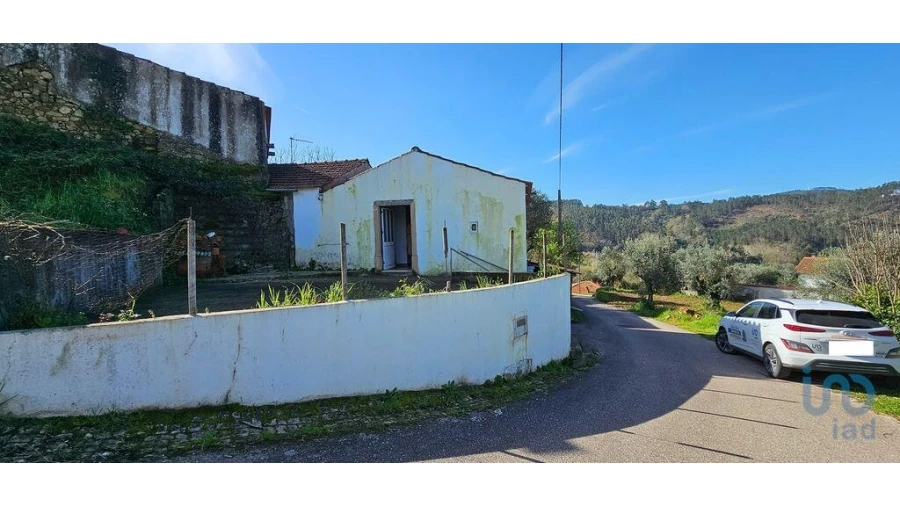 Moradia T2 para Venda em São Miguel, Santa Eufémia e Rabaçal Foto 2