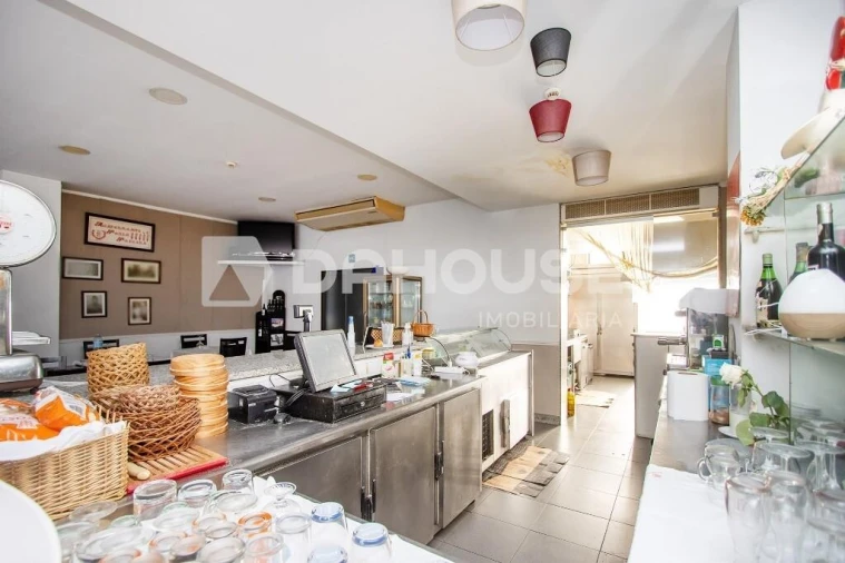 Loja para Venda em Braga (São José de São Lázaro e São João do Souto) Foto 17