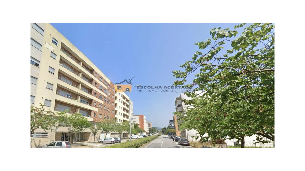 Apartamento T2 para Venda em Castêlo da Maia Foto 26