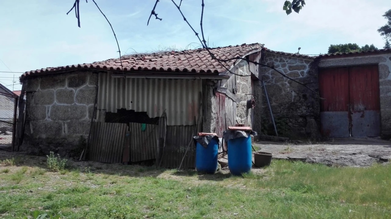 Quinta T4 para Venda em Selho São Lourenço e Gominhães Foto 8