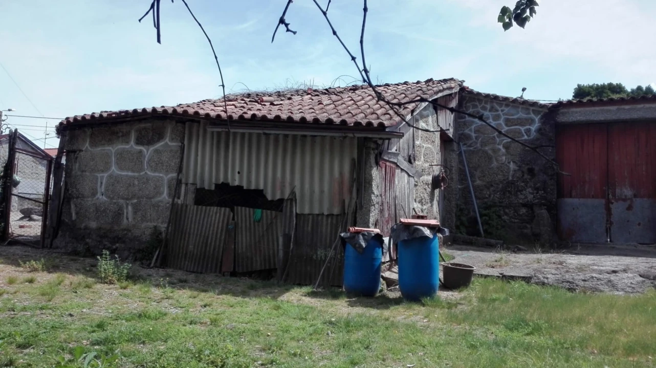 Quinta T4 para Venda em Selho São Lourenço e Gominhães Foto 10