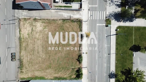 Terreno para Venda em Sé, Santa Maria e Meixedo