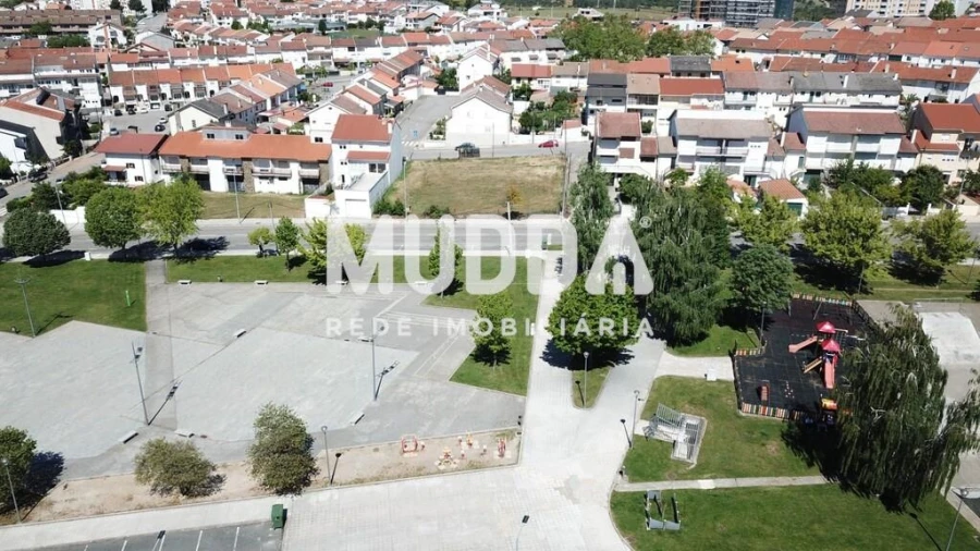 Terreno para Venda em Sé, Santa Maria e Meixedo Foto 8