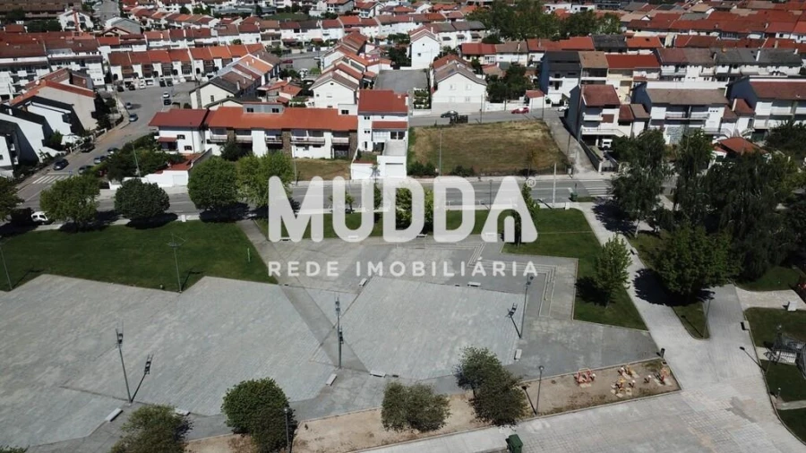 Terreno para Venda em Sé, Santa Maria e Meixedo Foto 3