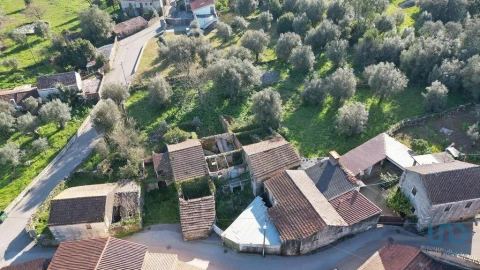 Moradia para Venda em São Miguel, Santa Eufémia e Rabaçal