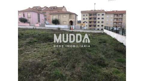 Terreno para Venda em Sé, Santa Maria e Meixedo