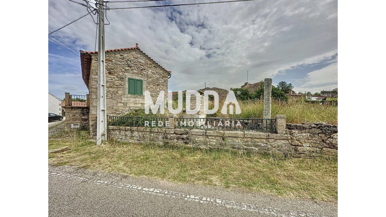 Moradia T4 para Venda em Genisio Foto 8