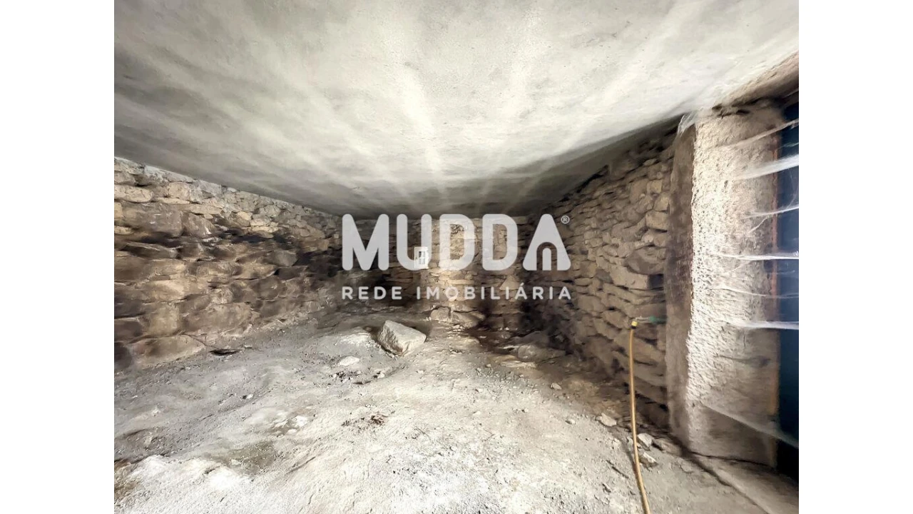 Moradia T4 para Venda em Genisio Foto 5